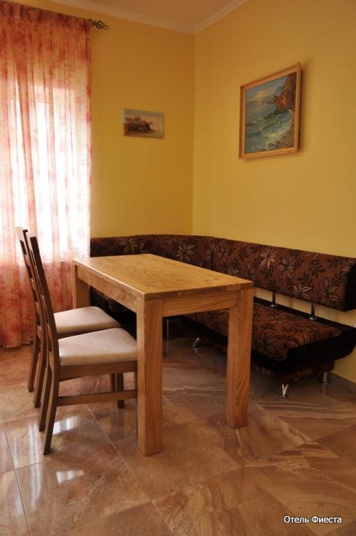 Hotel Fiesta Bilhorod-Dnistrovsʼkyy Zimmer foto