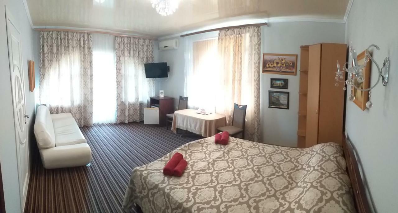 Hotel Fiesta Bilhorod-Dnistrovsʼkyy Exterior foto